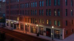 Hotel Savoy Kansas City: Ikon Bersejarah yang Kini Jadi Destinasi Elegan
