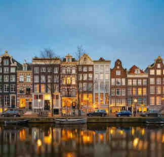 Ambassade Hotel